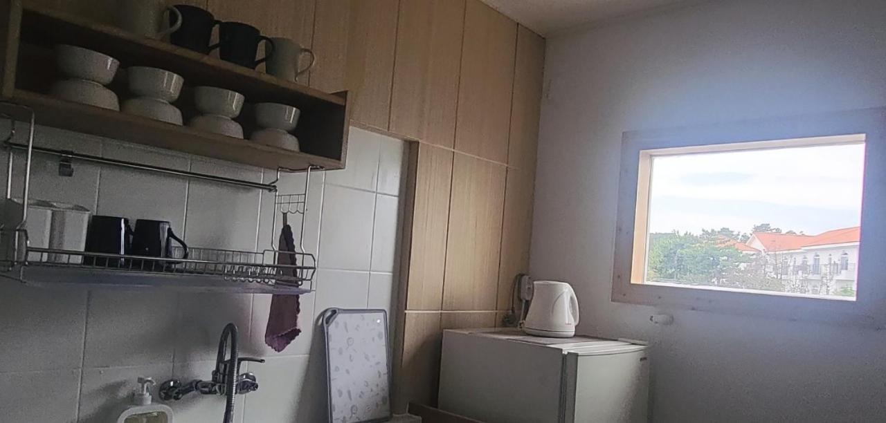 סאוגוויפו Jeju Soroan Pension מראה חיצוני תמונה